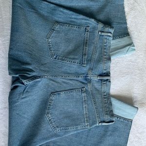 Gap wide Jeans. Size 31.